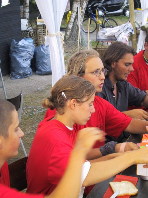 kamp2001 (587)
